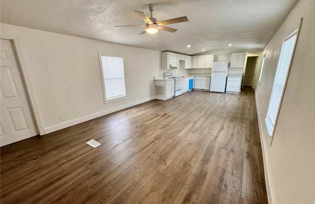112 LAURETI Lane Gallery 4