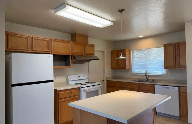 UPDATED 3 BEDROOM HOME IN NORTH HIGHLANDS!! Gallery 4