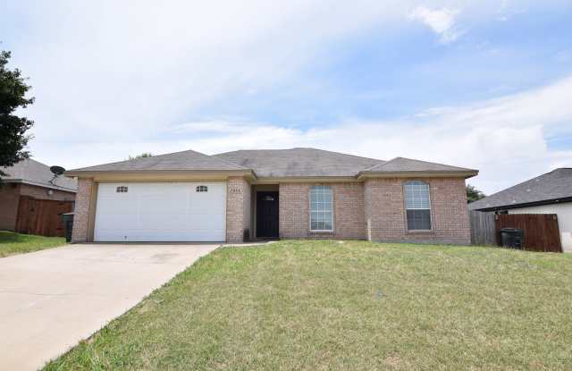 2606 Southwood Dr photos photos