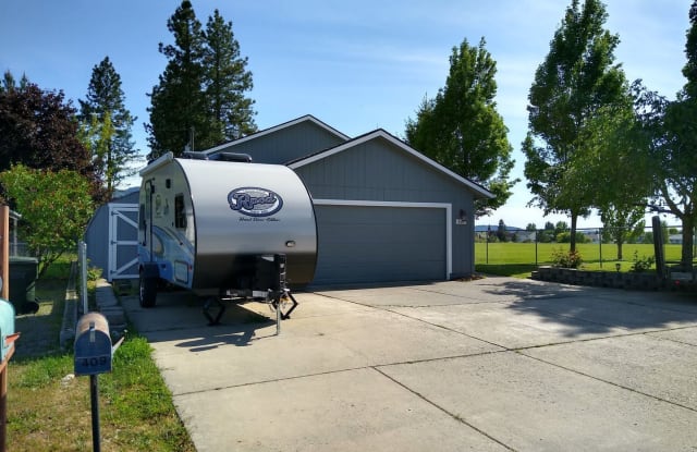 409 W. 20th Avenue - 409 West 20th Avenue, Post Falls, ID 83854