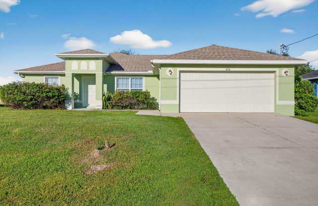 Big Bright Beautiful 4 Bed 2 Bath...Are You Ready To Make This Your Home!! Gallery 3