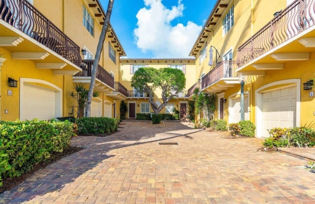 72 SE 6th Avenue - 72 Southeast 6th Avenue, Delray Beach, FL 33483