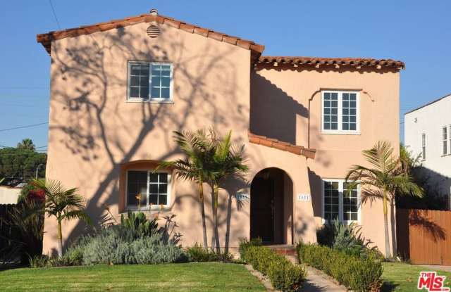 1611 Ellsmere Ave photos photos