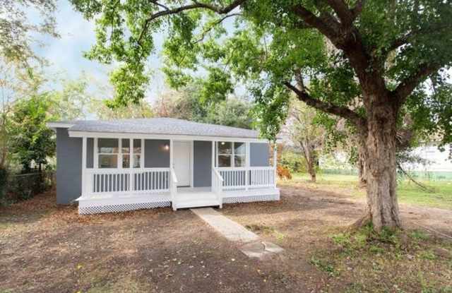 4BA/2BA OFF KING STREET EXTENTION DOSCHER Street - Available AUGUST 1, 2026 photos photos