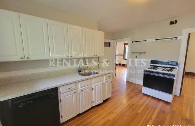 108 Bourne St. photos photos