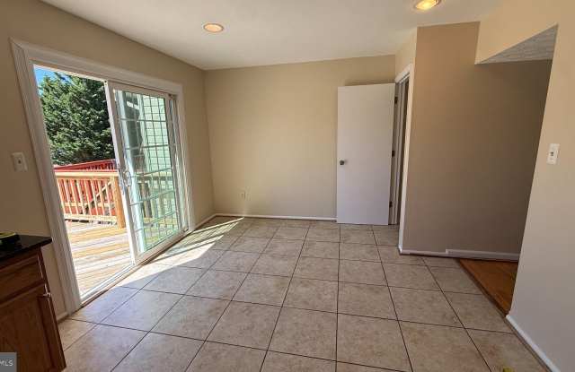 1630 WINDING BROOK Way Gallery 4