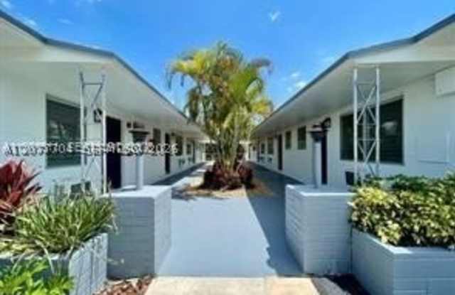 13035 Emerald Dr Gallery 1