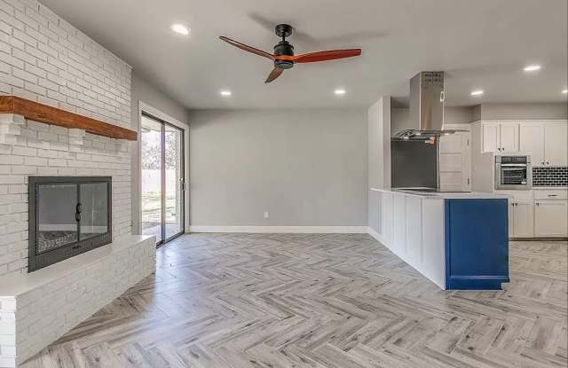 918 McCall Drive Gallery 4