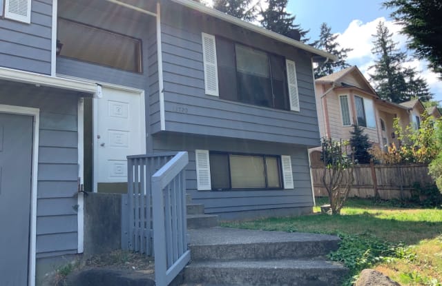 13720 28th Ave NE - 13720 28th Avenue Northeast, Seattle, WA 98125