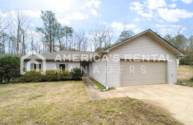 HALF OFF DEPOSIT SPECIAL!!! Great Home in Lakeview Subdivision-McCalla, AL...Available to View Now!  - 20475 Castle Ridge Rd, Tuscaloosa County, AL 35111