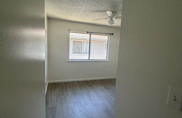 2658 West Fairmont Avenue photos photos 2658 West Fairmont Avenue photos photos