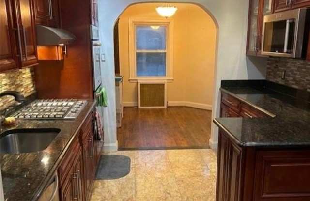 201-15 119th Avenue photos photos