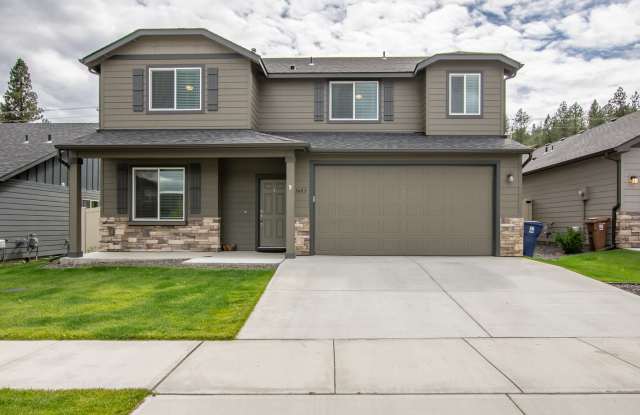 Beautiful 4 Bedroom 2.5 Bath River Run Home photos photos