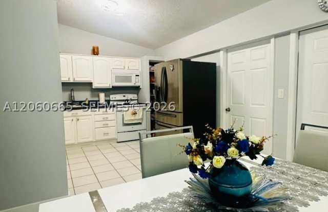 7097 SW 152nd Pl Gallery 4