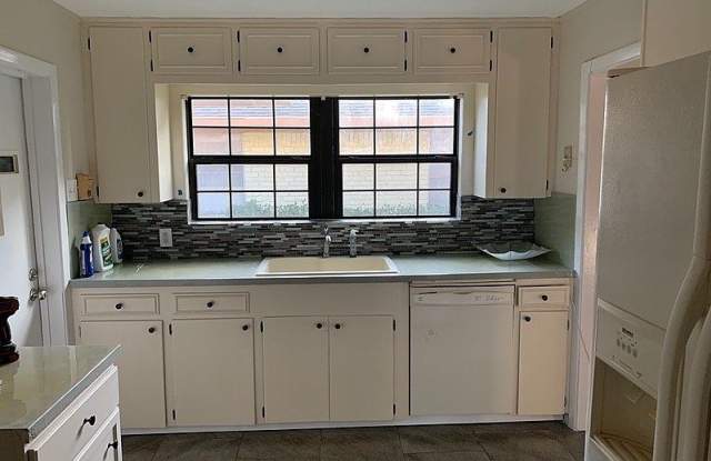 5810 Moonmist Drive Gallery 4
