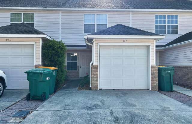 977 SCENIC OAK Lane photos photos