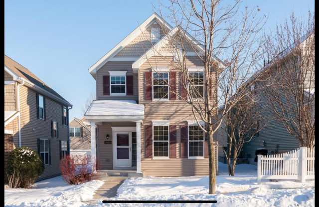 10009 Gentian Dr Gallery 1