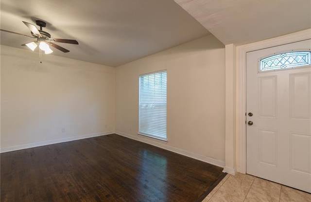 1107 W Sanford Street Gallery 2