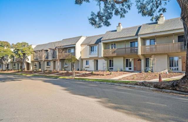 1130 Fontana Drive - 3 bedroom | 1.5 bath | Townhouse photos photos