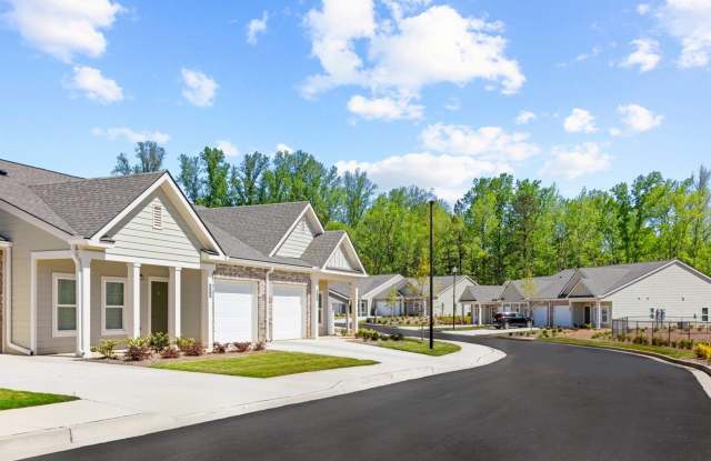Hardy Springs 55+ Active Adult Apartment Homes Gallery 3