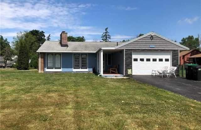 1894 East River Road Road - 1894 East River Road, Erie County, NY 14072