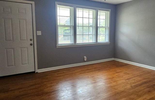 2709 Haymarket Road Gallery 3