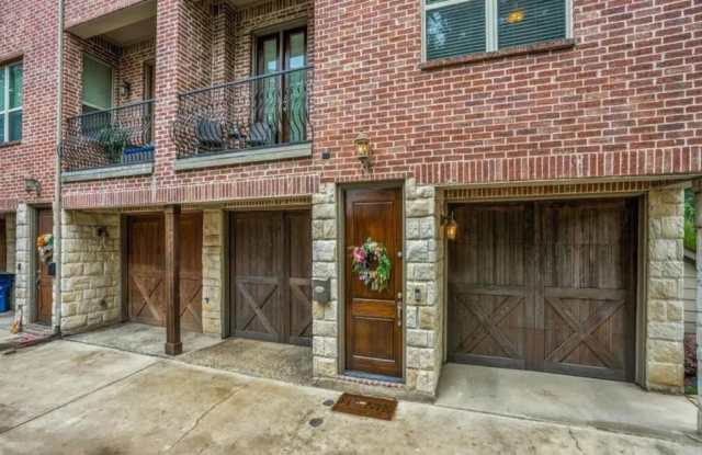 2606 N Henderson Avenue - 2606 North Henderson Avenue, Dallas, TX 75206