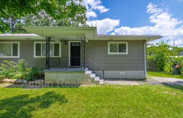 2806 Silverdale Road photos photos