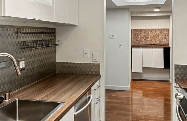 7252 Foxridge Circle - 7252 Foxridge Circle, Anchorage, AK 99518