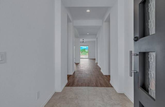 10818 East Tesla Avenue Gallery 4
