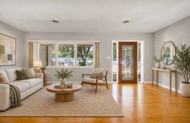 160 Dommerich Drive Gallery 4