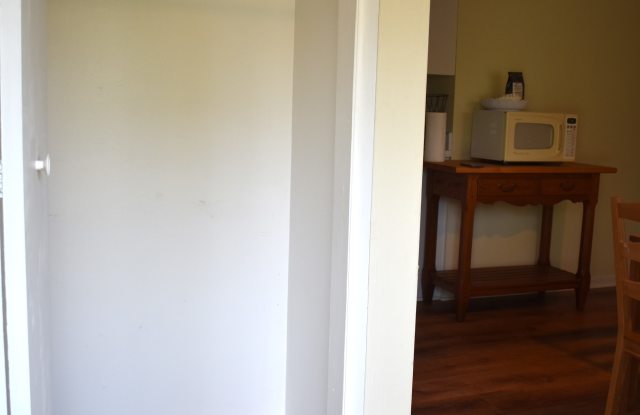 2915 Canterbury Road Gallery 2