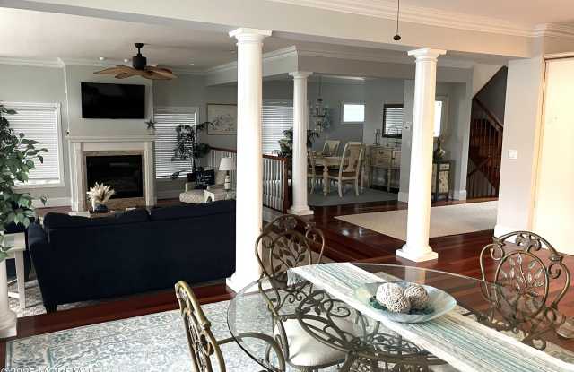 1618 Beacon Lane Gallery 3