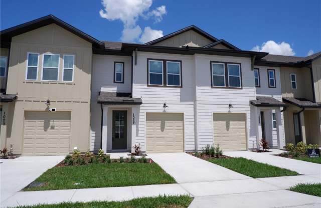1025 PLANTATION LANE photos photos