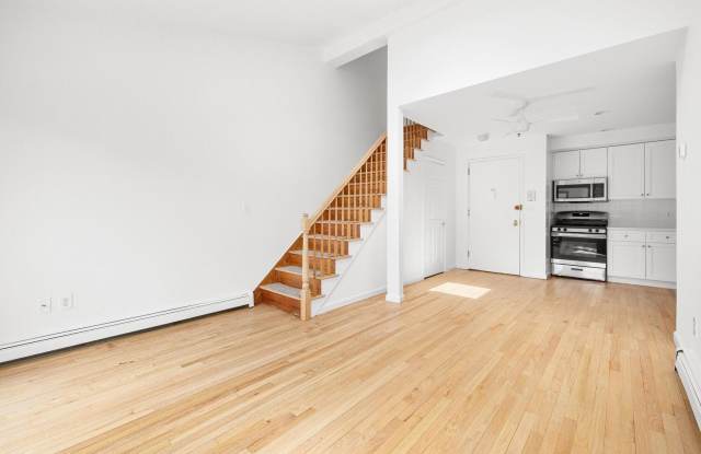 125 BERGEN Street photos photos