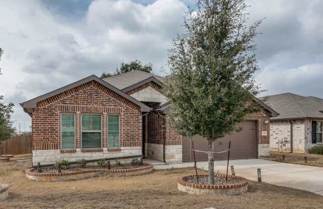 BEAUTIFUL 4-BEDROOM HOME IN TRAILS AT WESTPOINTE photos photos