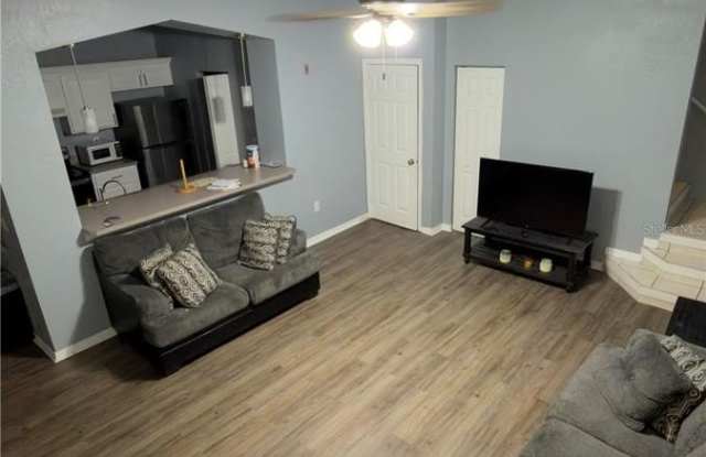 5031 SUNRIDGE PALMS Drive Gallery 3