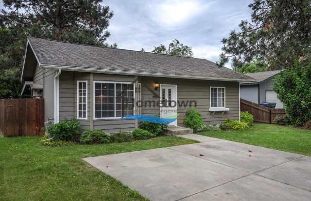 Very Nice 2 Bed Home with Fully Fenced Backyard - 2820 North Honeysuckle Drive, Coeur d'Alene, ID 83815