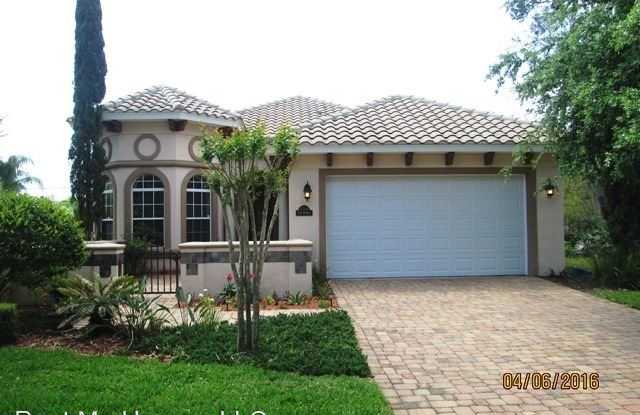 118 Via Roma - 118 Via Roma, Ormond Beach, FL 32174