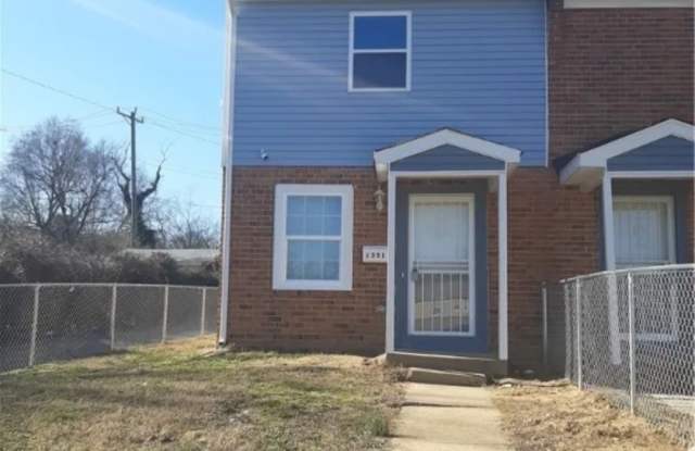1351 Minefee Street photos photos