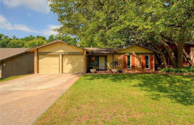 7402 Loganberry Drive Gallery 3