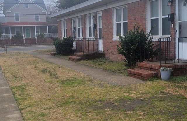 1381 W Ocean View Avenue photos photos