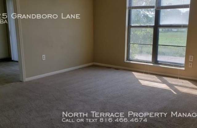 13925 Grandboro Lane - 13925 Grandboro Lane, Grandview, MO 64030