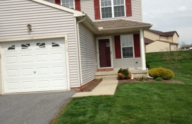 2143 PENN STREET - 2143 Penn Street, Pleasant Hill, PA 17042
