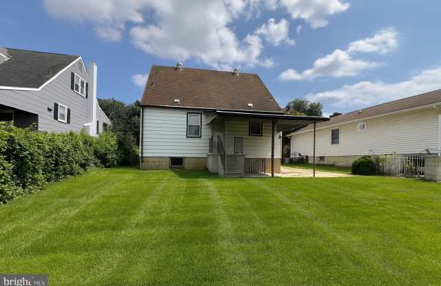 8010 DUVALL AVENUE photos photos