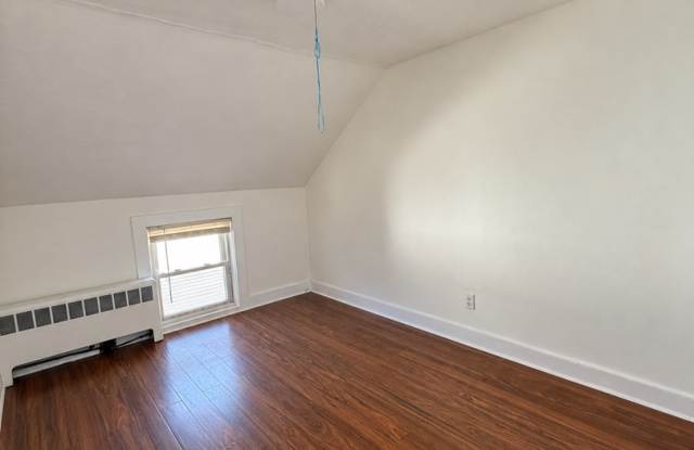 1 Bed/ 1 Bath Apartment in Downtown Warren Gallery 4