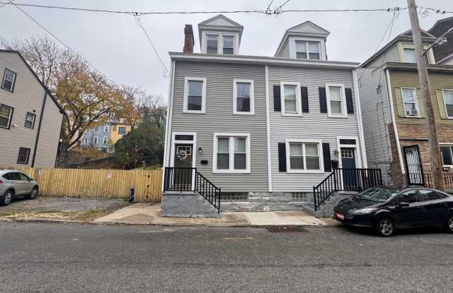 Beautifully Renovated 3BR Row Home in Deutschtown – Spacious, Modern  Incredible Location - 828 Concord Street, Pittsburgh, PA 15212