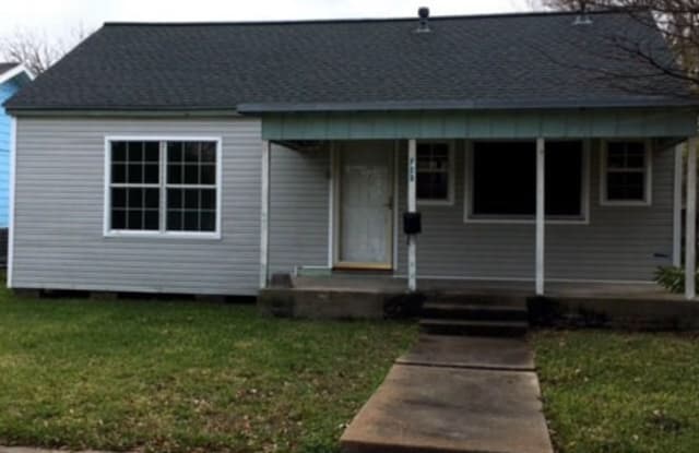 723 11th Ave N - 723 11th Avenue North, Texas City, TX 77590