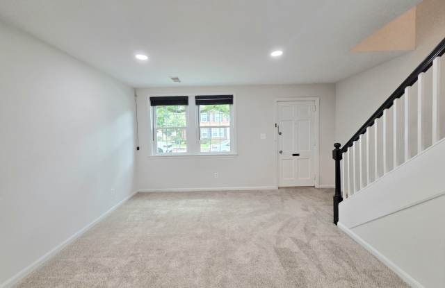 3820 V St SE - 1#202 Gallery 2