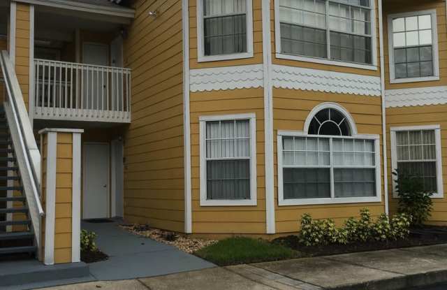 Ground Floor Spacious Condo in Gated Community Gallery 3